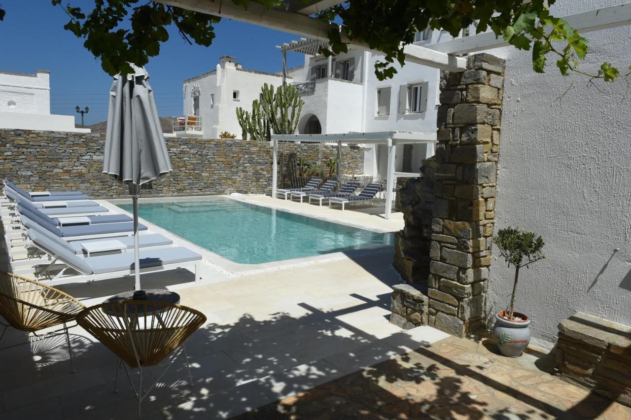 Aparthotel Anthos Naousa (Paros)