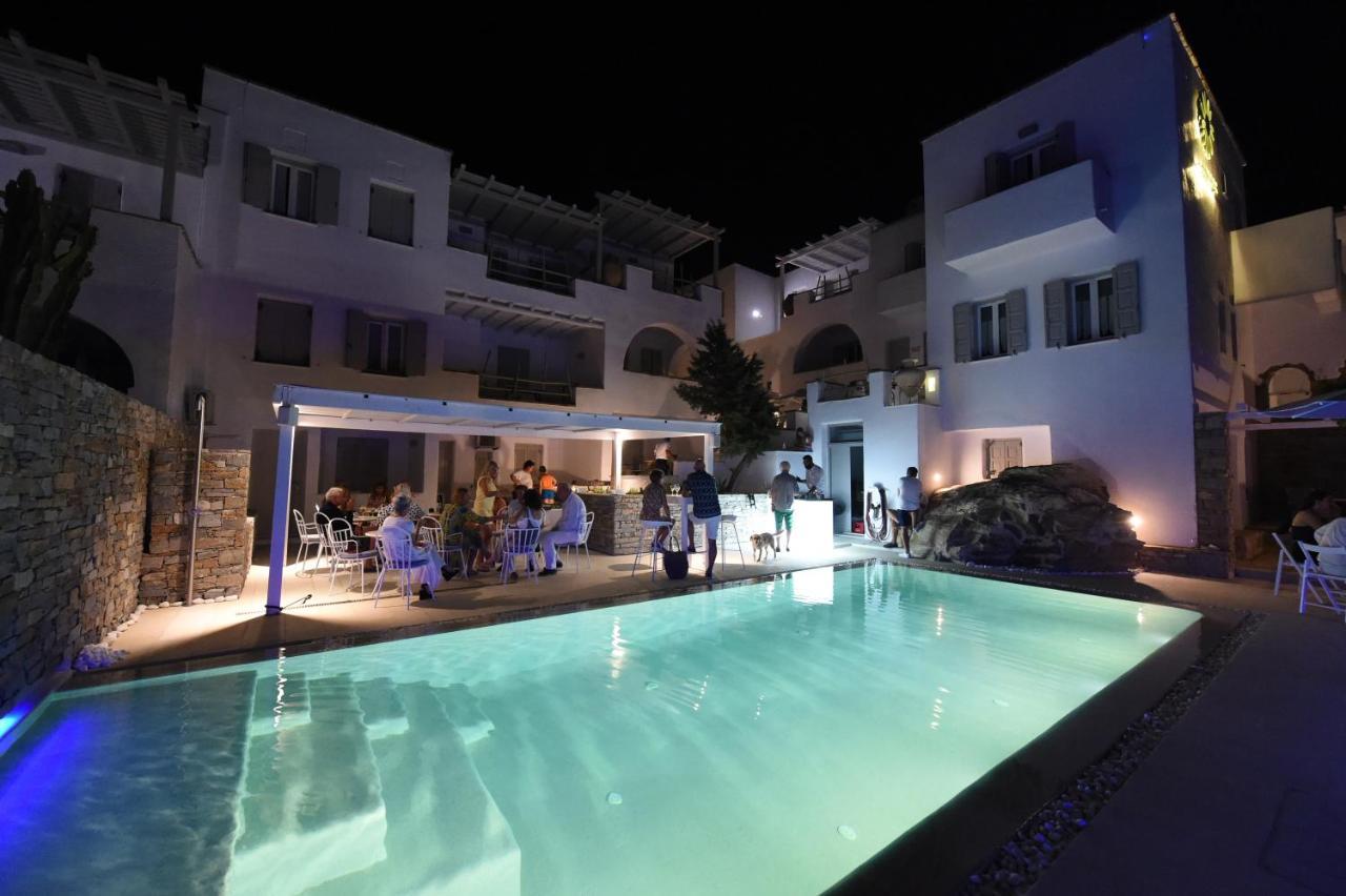 Anthos Aparthotel Naousa (Paros)