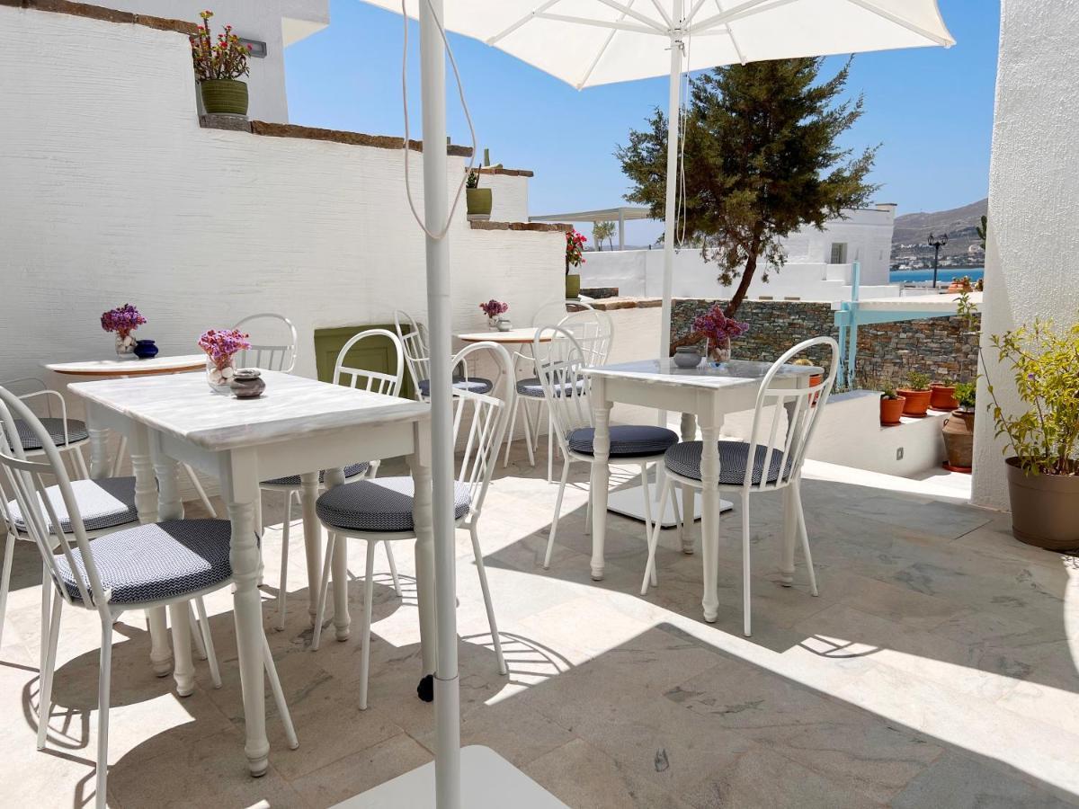 Anthos Aparthotel Náousa