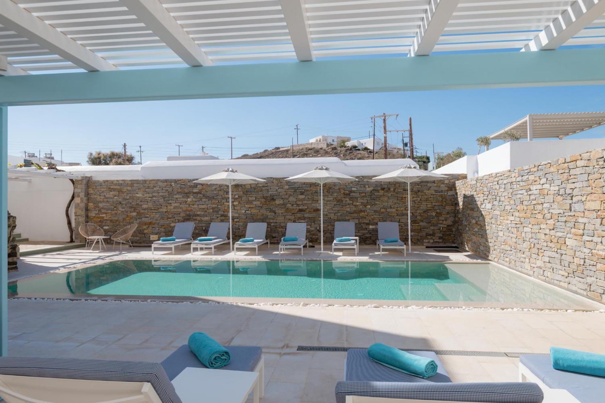 Anthos Aparthotel 3*